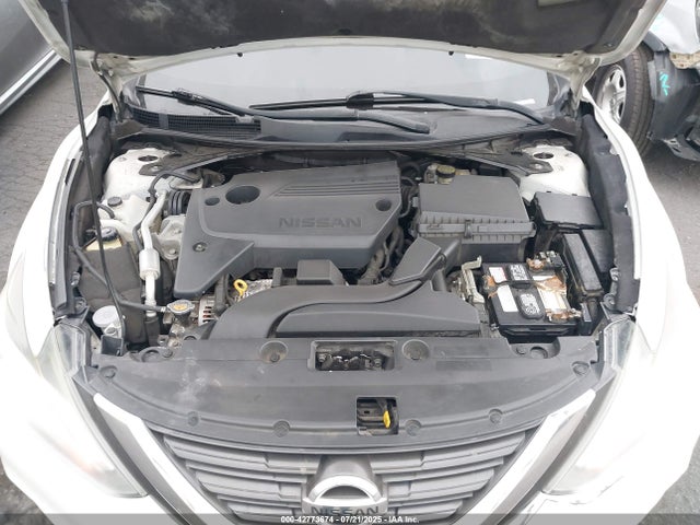 1N4AL3AP9GN379558 Nissan 2016