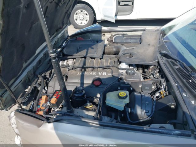 1998 JAGUAR XJ8 SAJHX6246WC833215 Photo 9