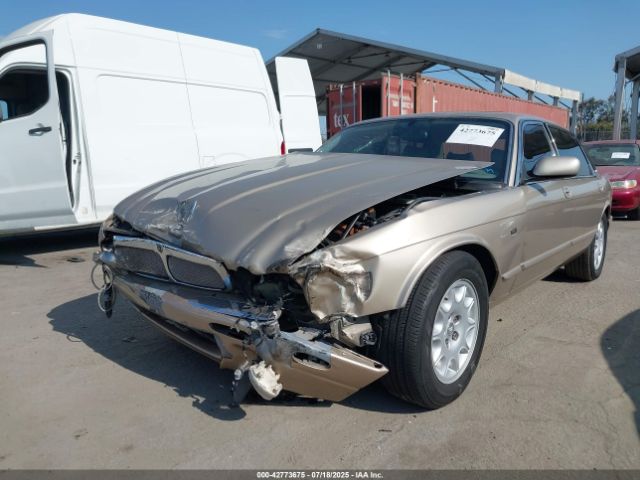 1998 JAGUAR XJ8 SAJHX6246WC833215 Photo 1