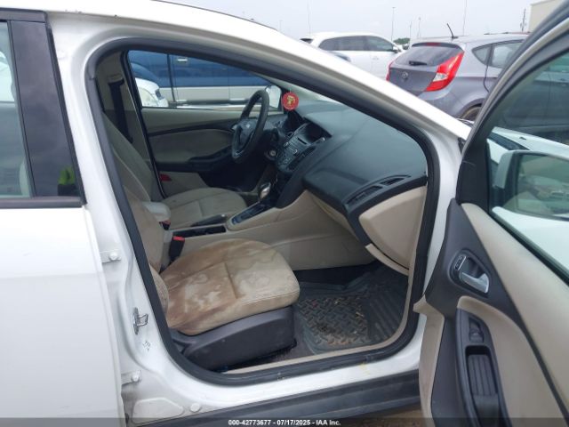 2017 FORD FOCUS 1FADP3F26HL223697 Photo 4