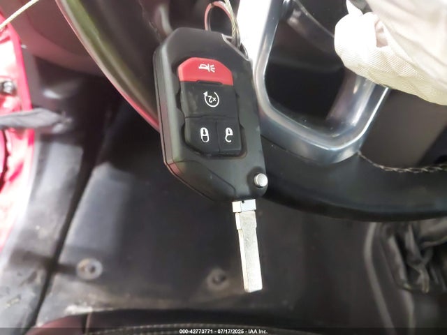 1C4HJXEN1LW259868 Jeep 2020