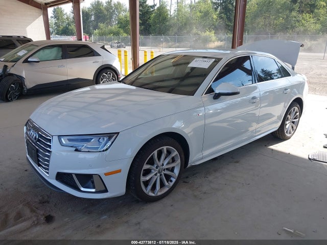 2019 AUDI A4 WAUENAF42KA095582 Photo 1