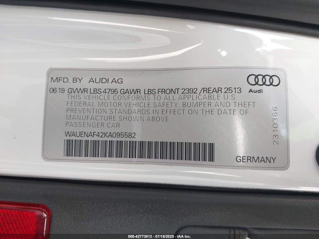 2019 AUDI A4 WAUENAF42KA095582 Photo 8
