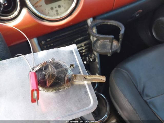 2005 MINI COOPER WMWRF33495TG10801 Photo 10