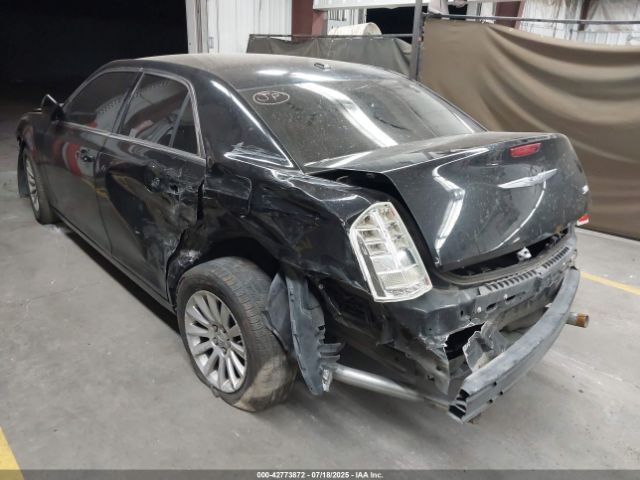 2011 CHRYSLER 300 2C3CA4CG1BH514646 Photo 2