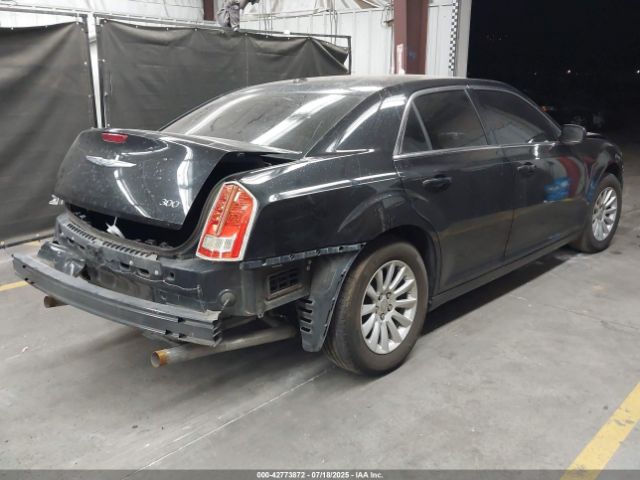 2011 CHRYSLER 300 2C3CA4CG1BH514646 Photo 3