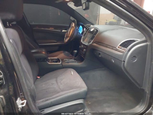 2011 CHRYSLER 300 2C3CA4CG1BH514646 Photo 4