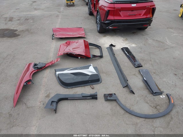 1GYKPVRL6RZ129300 Cadillac x0e + ec6