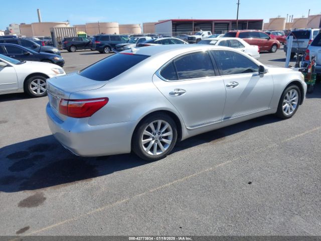 2011 LEXUS LS 460 JTHBL5EF4B5102528 Photo 3