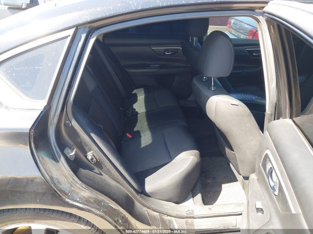 1N4AL3AP9JC111998 Nissan 2018