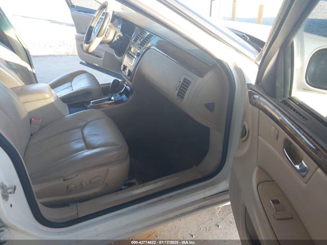 2007 CADILLAC DTS 1G6KD57YX7U157286 Photo 4