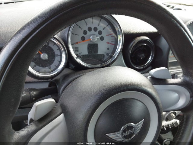 2009 MINI COOPER S WMWMS33549TG89427 Photo 6