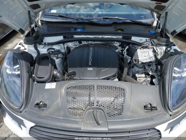 2021 PORSCHE MACAN WP1AA2A55MLB10200 Photo 9