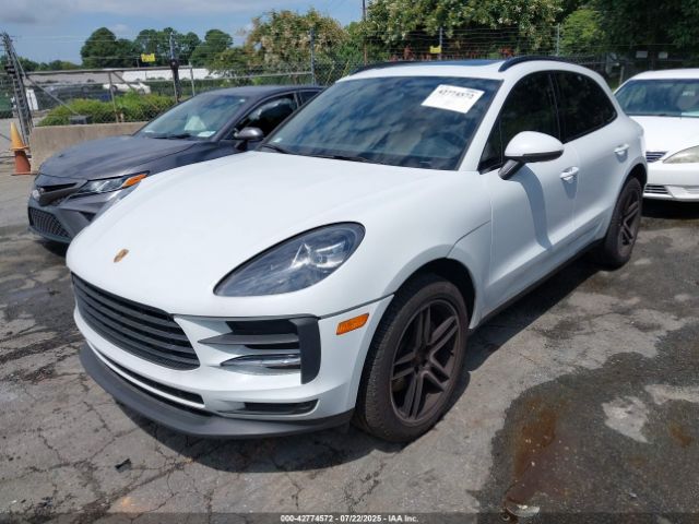 2021 PORSCHE MACAN WP1AA2A55MLB10200 Photo 1