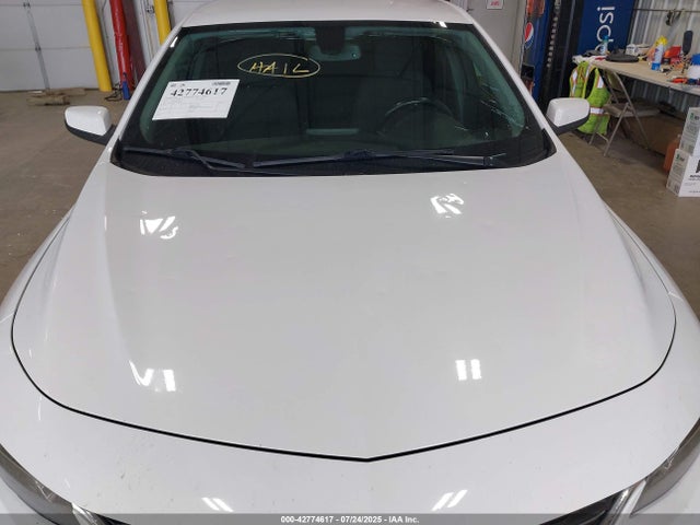 1G1ZE5ST7HF172783 Chevrolet MALIBU 1LT