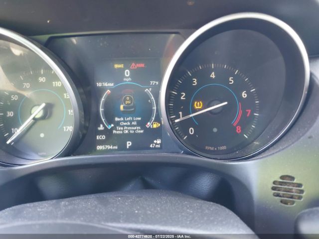 2017 JAGUAR F-PACE SADCJ2BV4HA883724 Photo 6