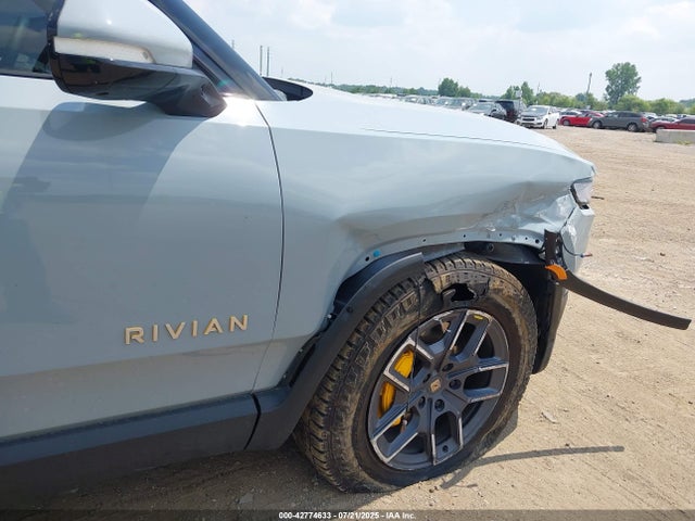 Rivian R1s 2023 7PDSGABA6PN015737 Image 20