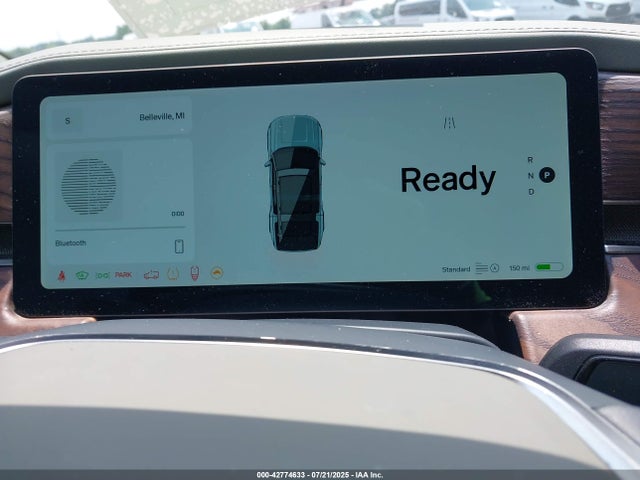 Rivian R1s 2023 7PDSGABA6PN015737 Image 7