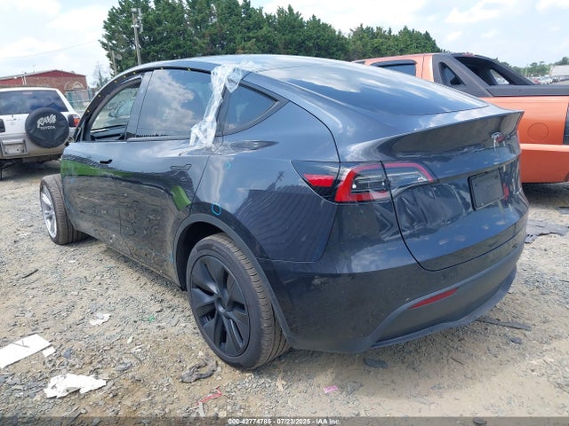 2024 TESLA MODEL Y 7SAYGDEE3RF202116 Photo 2