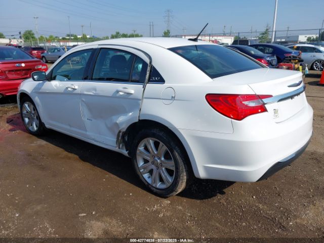 2012 CHRYSLER 200 1C3CCBBGXCN139476 Photo 2