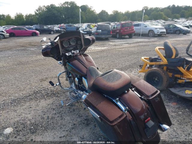 2009 HARLEY-DAVIDSON FLHTCU 1HD1FC41X9Y683541 Photo 2