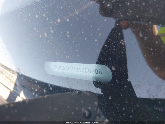 2018 AUDI TT TRUC5AFV1J1008908 Photo 8