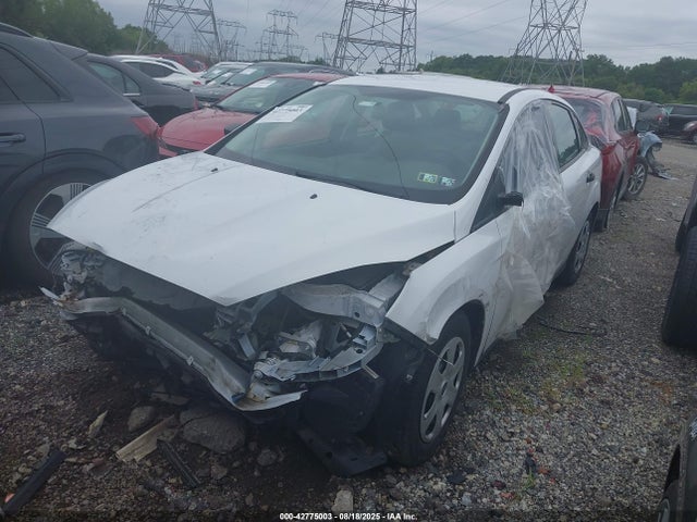 Ford 2.0l gdi 2018 1FADP3E23JL266417 Image 2