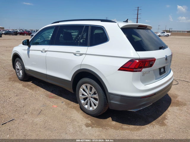 3VV3B7AX4KM063938 Volkswagen Tiguan