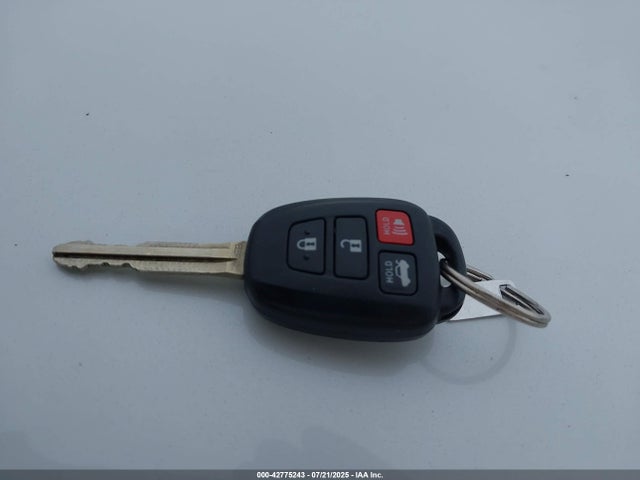 Toyota 2zr-fe 2018 5YFBURHE5JP759588 Image 11