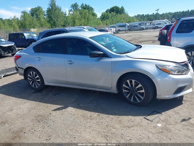 Nissan 2017 2017 1N4AL3AP6HC201975 Image 14