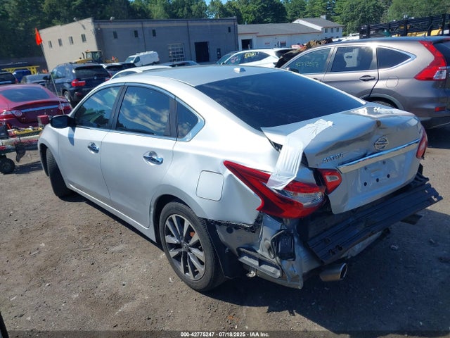 Nissan 2017 2017 1N4AL3AP6HC201975 Image 3