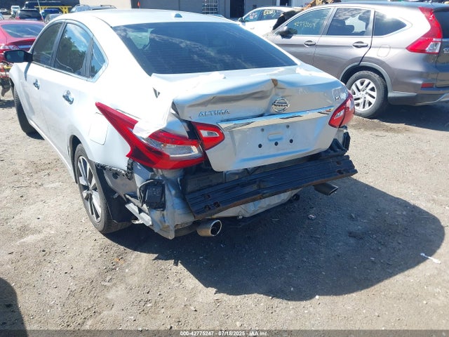 Nissan 2017 2017 1N4AL3AP6HC201975 Image 6