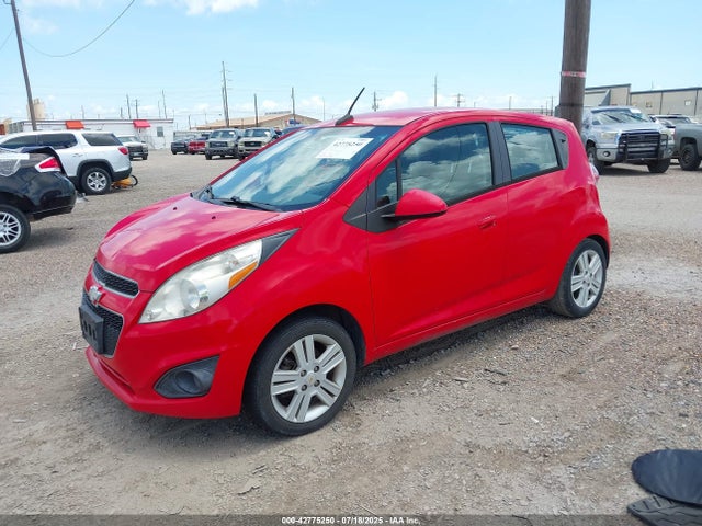 Chevrolet ll0 2014 KL8CA6S99EC522987 Image 2