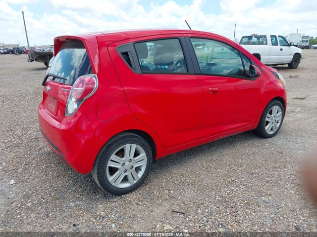 Chevrolet ll0 2014 KL8CA6S99EC522987 Image 4