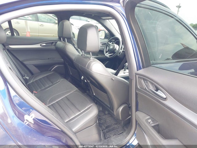 ZASPAKBN7M7D10604 Alfa Romeo Stelvio