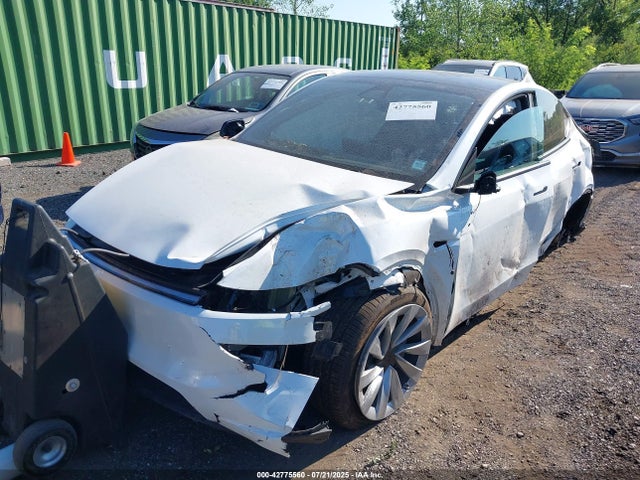 2026 TESLA MODEL Y 7SAYGDEE7TA410956 Photo 1