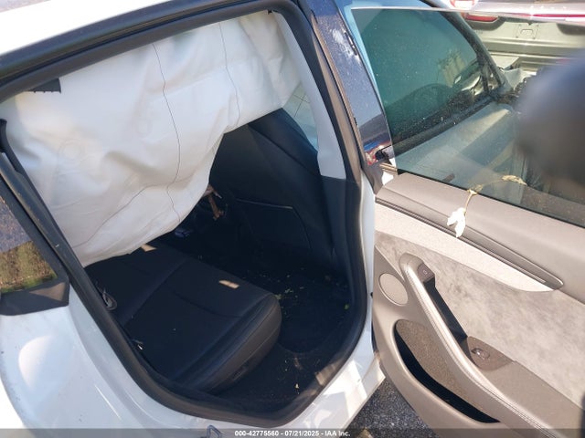 2026 TESLA MODEL Y 7SAYGDEE7TA410956 Photo 7