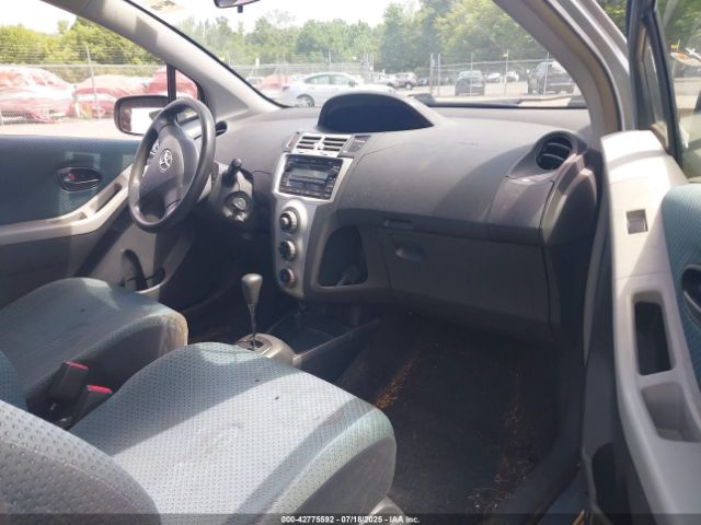 2008 TOYOTA YARIS JTDJT923685198752 Photo 4
