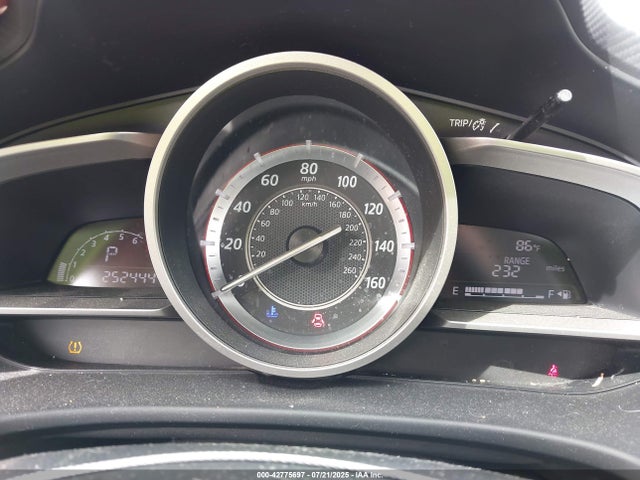 JM1BM1U78E1162695 Mazda pe