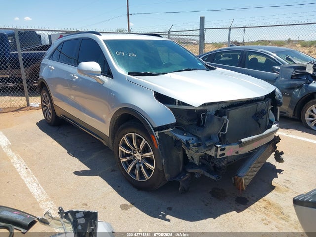 2019 CADILLAC XT4 1GYFZER48KF100313 Photo 0