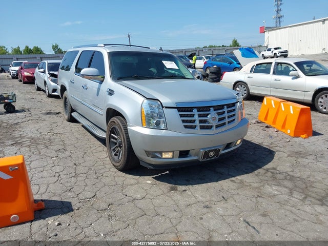 2014 CADILLAC ESCALADE ESV 1GYS4HEF8ER188627 Photo 0