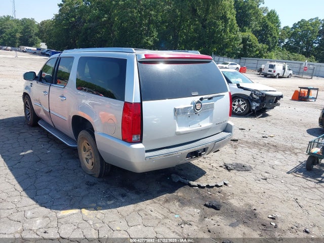 2014 CADILLAC ESCALADE ESV 1GYS4HEF8ER188627 Photo 2