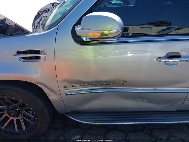 2014 CADILLAC ESCALADE ESV 1GYS4HEF8ER188627 Photo 5