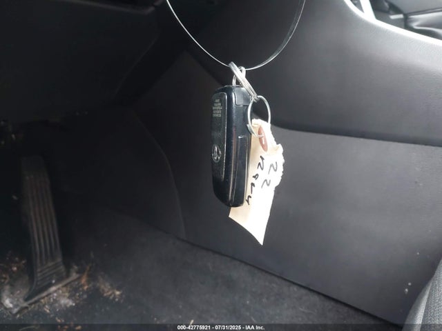 2022 TOYOTA RAV4 2T3P1RFV2NW273561 Photo 10