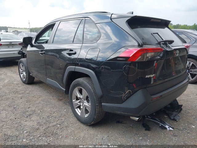 2022 TOYOTA RAV4 2T3P1RFV2NW273561 Photo 2