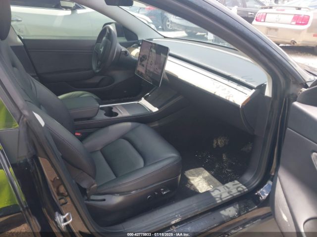 2021 TESLA MODEL 3 5YJ3E1EC2MF860576 Photo 4