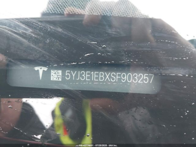 2025 TESLA MODEL 3 5YJ3E1EBXSF903257 Photo 8