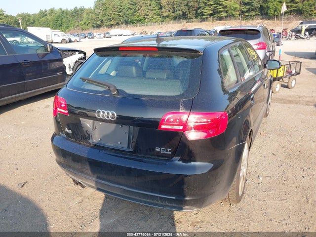 2013 AUDI A3 WAUMFAFM7DA027323 Photo 3