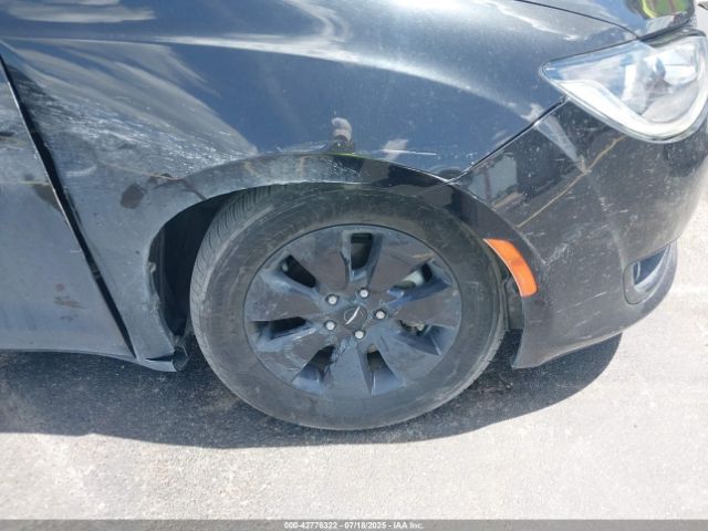 2020 CHRYSLER PACIFICA HYBRID 2C4RC1N72LR283182 Photo 5
