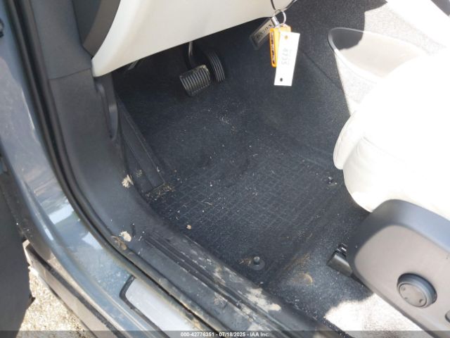 2023 VOLVO XC40 YV4K92HN6P2975432 Photo 5